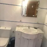 Apart. T2 Olhos De Agua Апартаменты *
