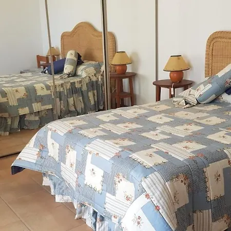 Apart. T2 Olhos De Agua * Албуфейра