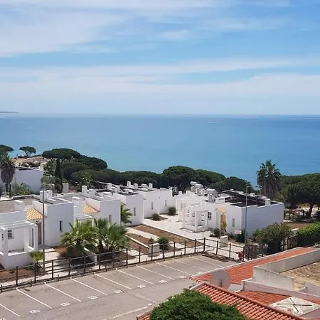 Apart. T2 Olhos De Agua Апартаменти