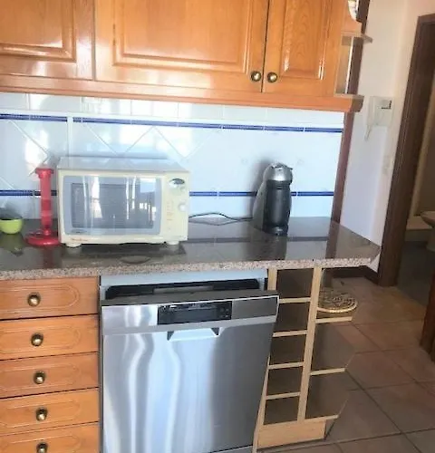 Apart. T2 Olhos De Agua Апартаменти